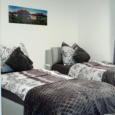 3-Zimmer- Wohnung In Traun, Naehe Linz Und Wels 외부 사진